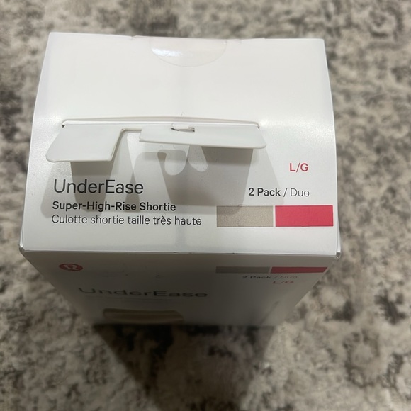 2-Pack Lululemon UnderEase Super-High-Rise Shortie Underwear *NWT* - Picture 4 of 4